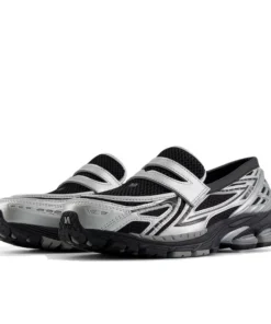 Alternative view of New Balance 1906L Silver Metallic Black