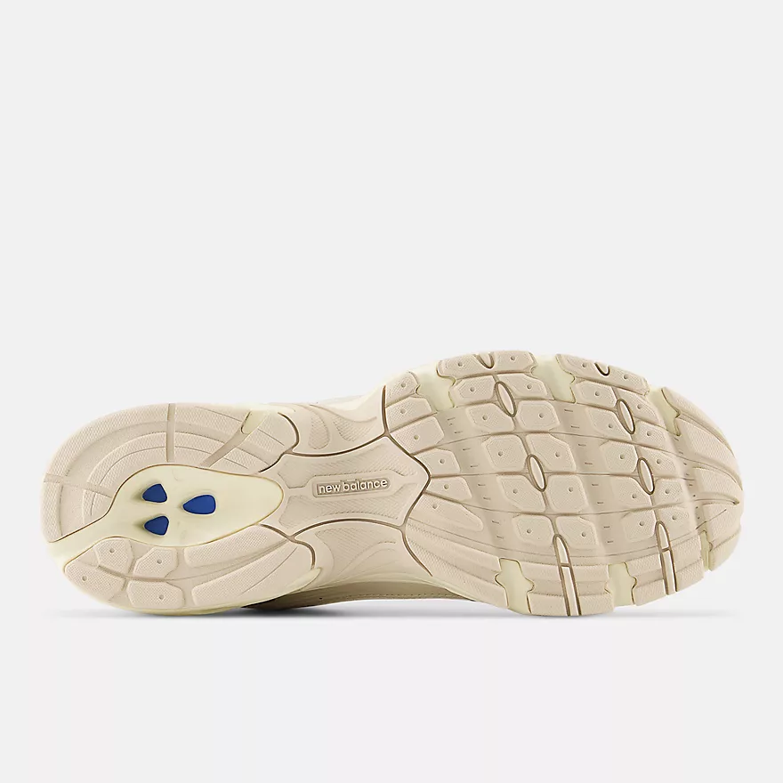 New Balance 530 Beige Angora - Image 3