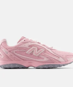 New Balance 204L Pastel Pink