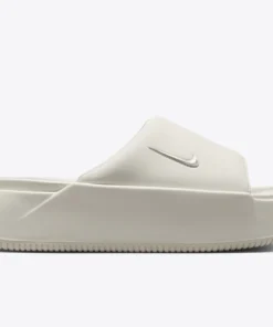 Nike Calm Slide sail