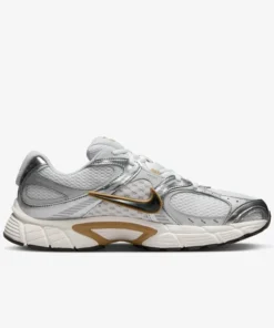 Nike V5 RNR Parachute Beige Metsllic Pewter