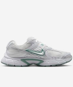 Nike V5 RNR Summit White Cannon