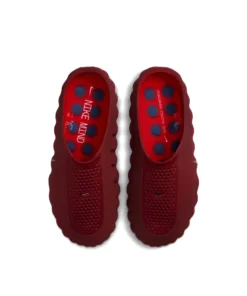 Alternative view of Nike Mind 001 Solar Red